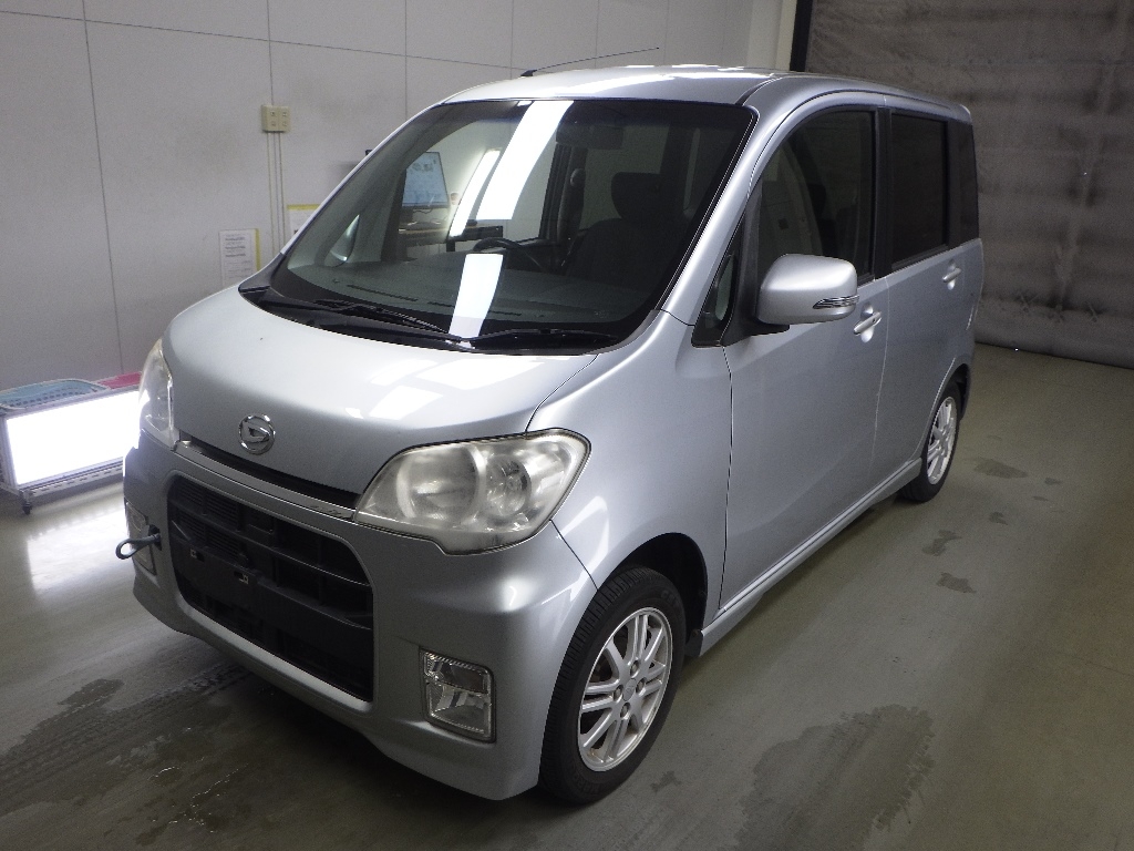 DAIHATSU TANTO EXE