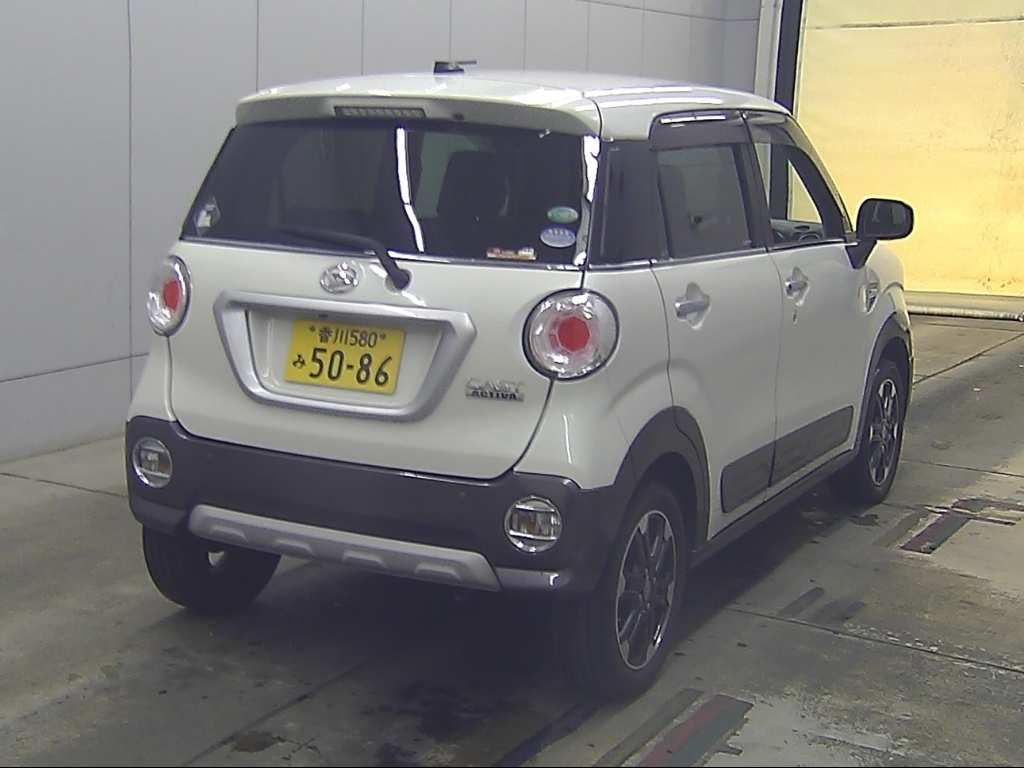DAIHATSU CAST