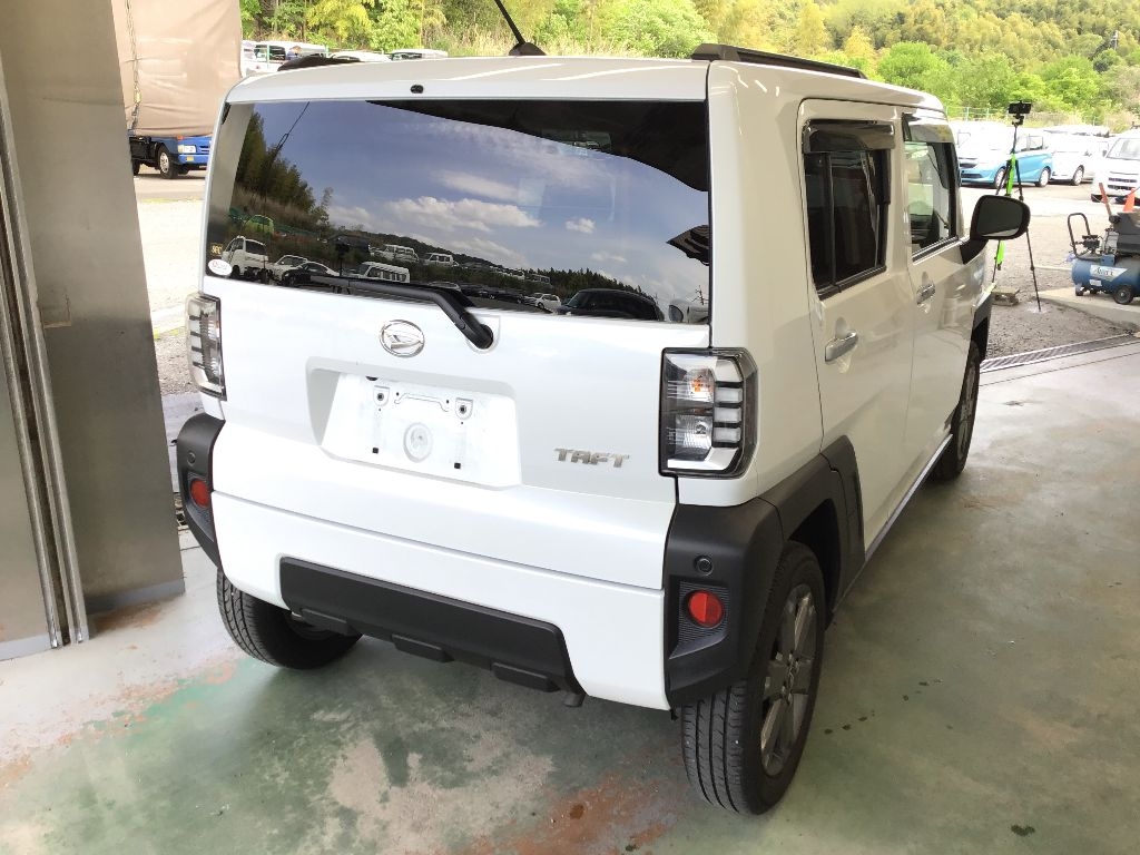DAIHATSU TAFT