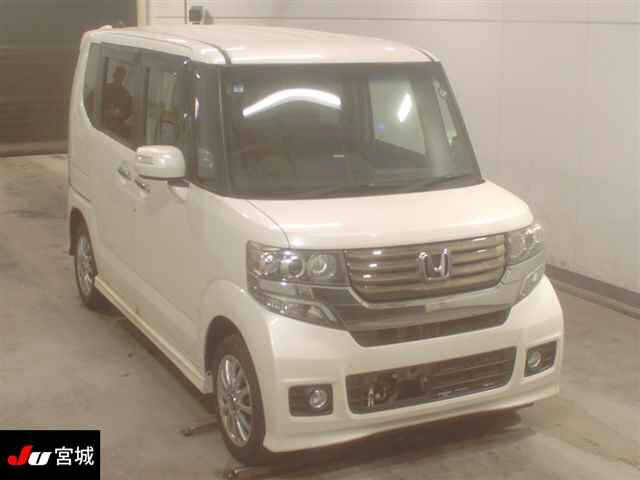 HONDA N-BOX