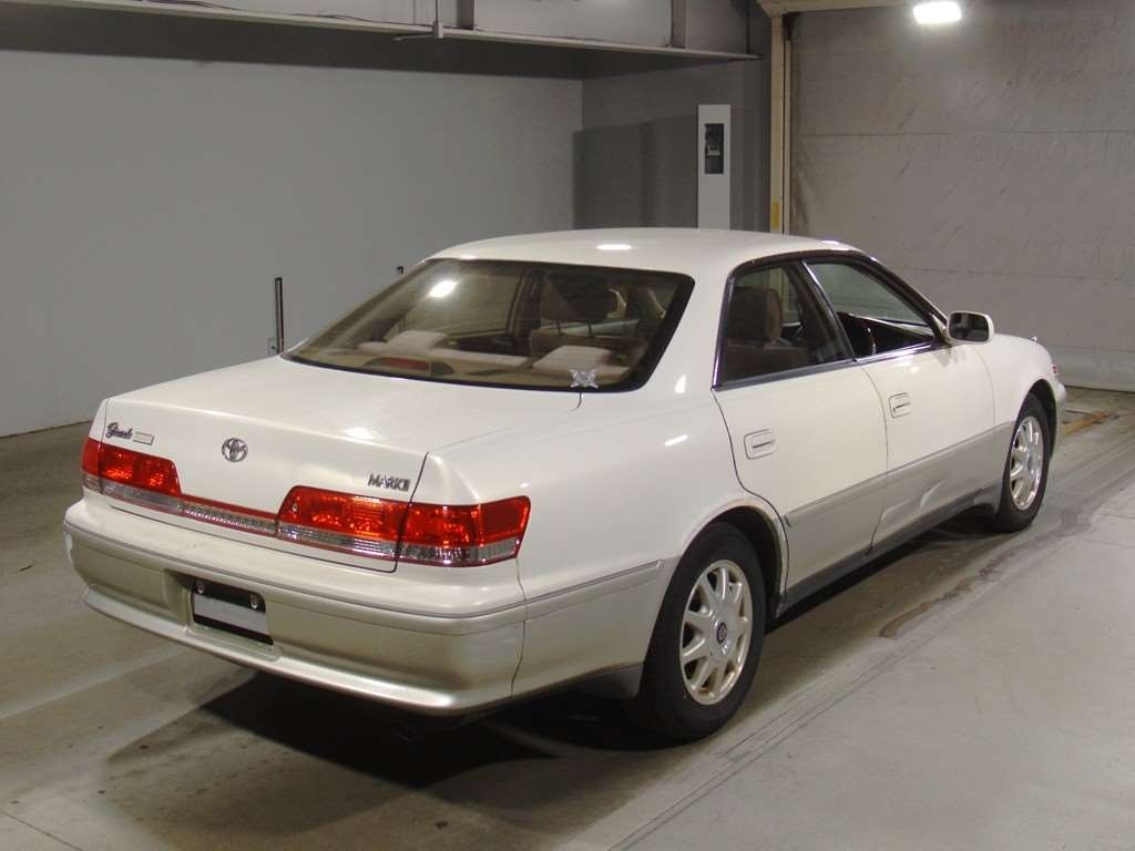 TOYOTA MARK II