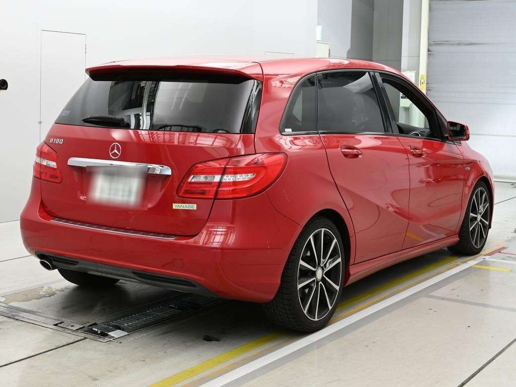 MERCEDES-BENZ B-CLASS