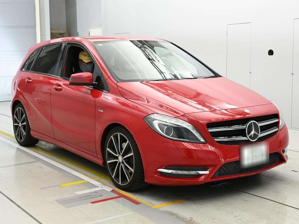 MERCEDES-BENZ B-CLASS