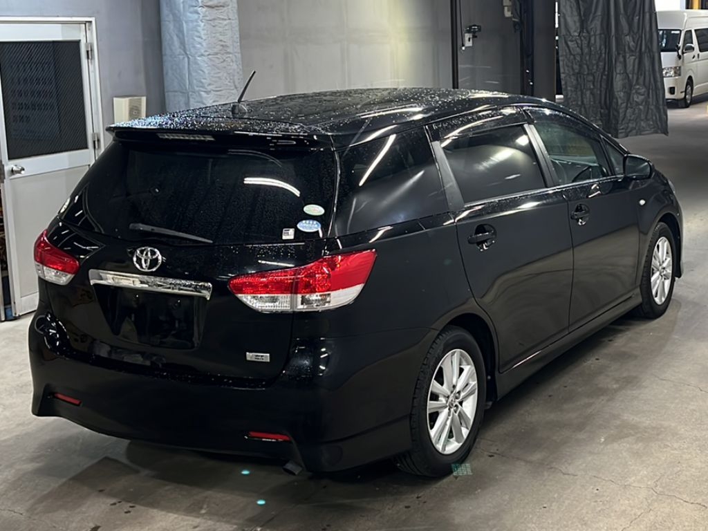 TOYOTA WISH