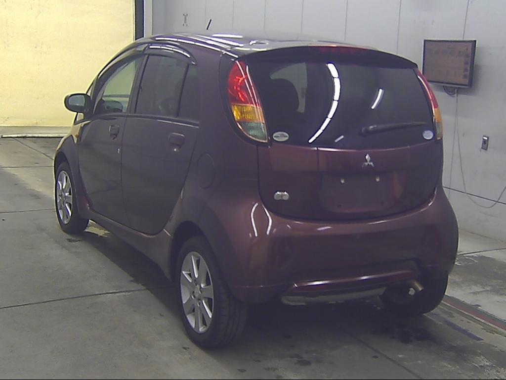 MITSUBISHI I