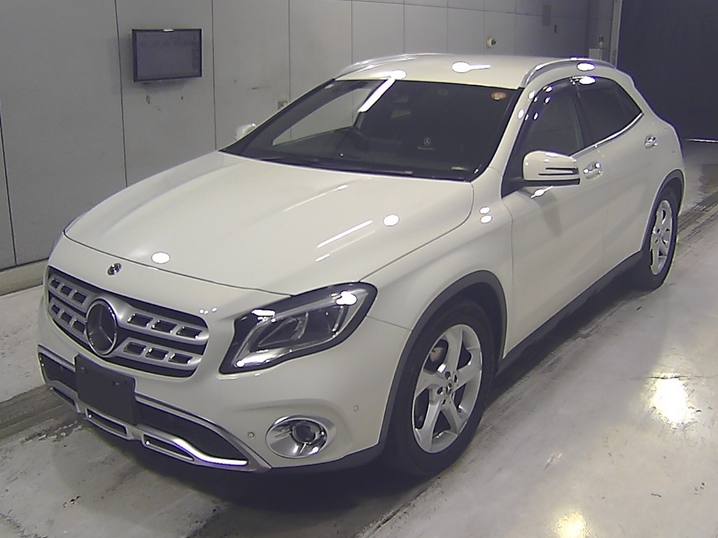 MERCEDES-BENZ GLA-CLASS