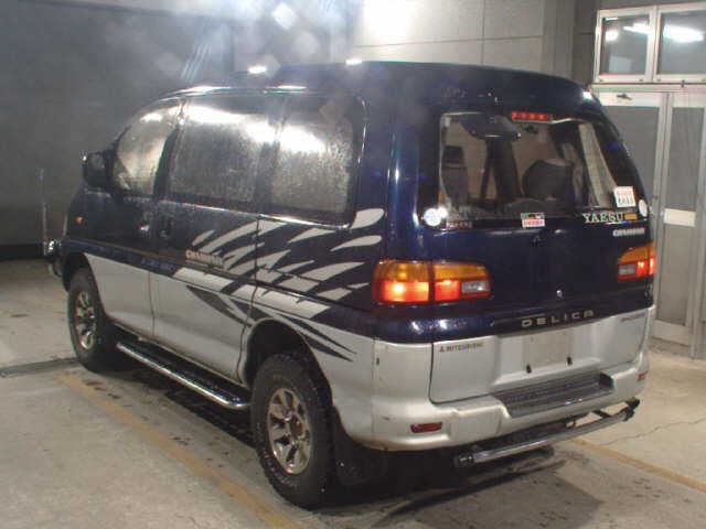 MITSUBISHI DELICA