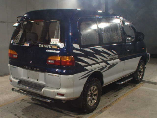 MITSUBISHI DELICA