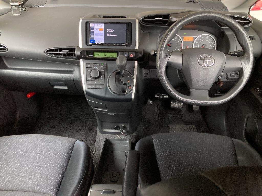 TOYOTA WISH