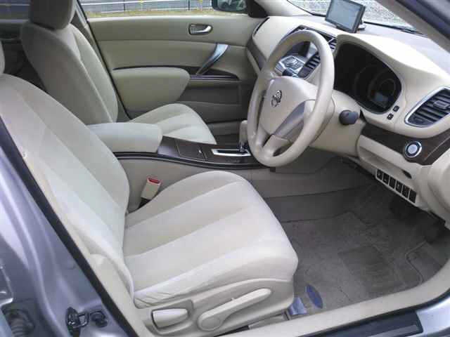 NISSAN TEANA