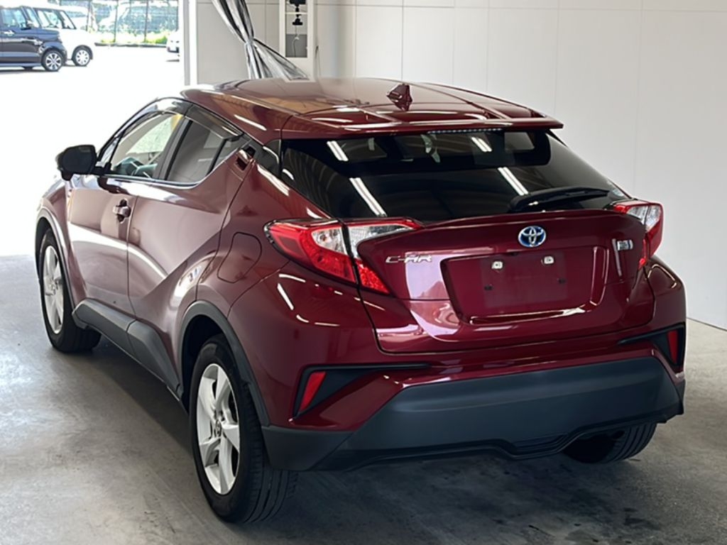 TOYOTA C-HR