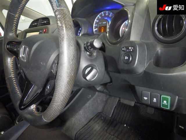 HONDA FIT SHUTTLE