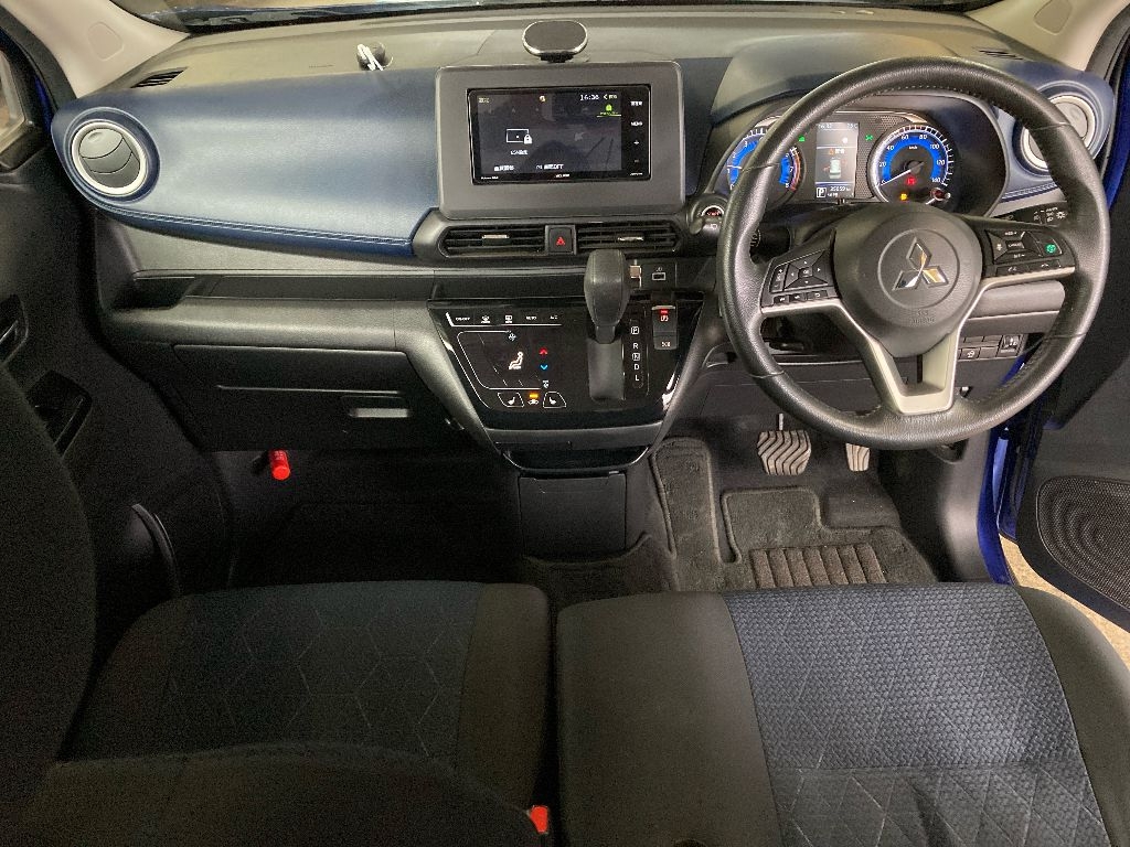 MITSUBISHI EK X