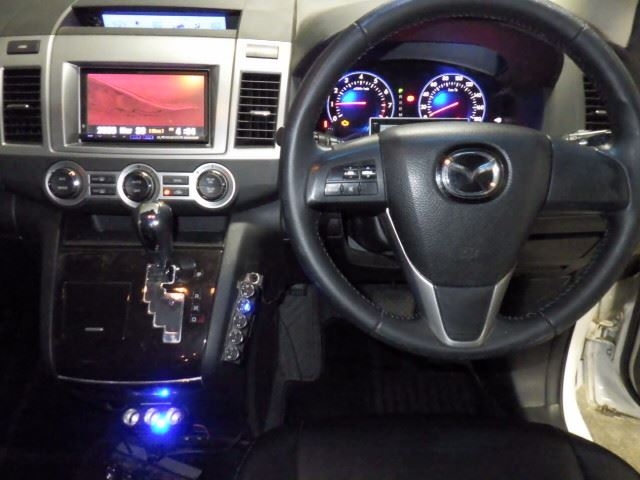MAZDA MPV