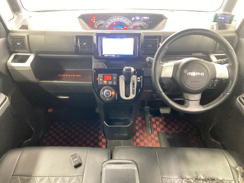 DAIHATSU WAKE