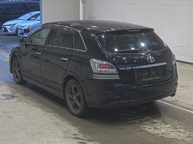 TOYOTA MARK X ZIO