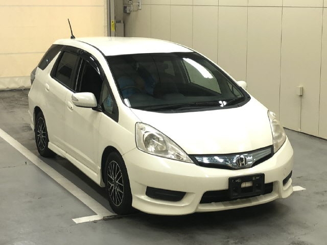 HONDA FIT SHUTTLE