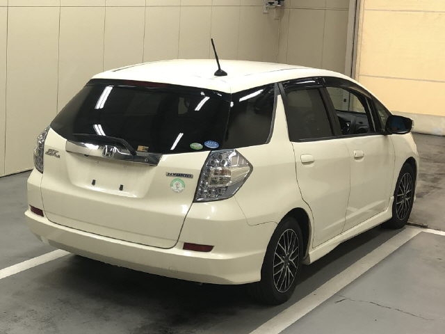 HONDA FIT SHUTTLE