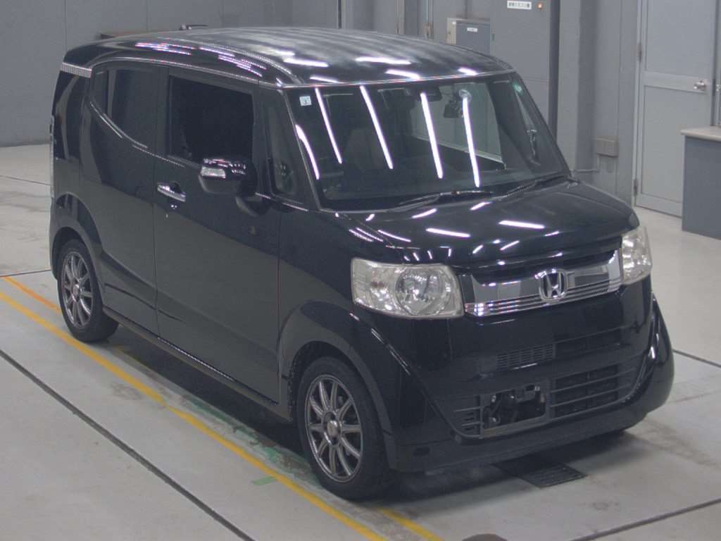 HONDA N-BOX SLASH