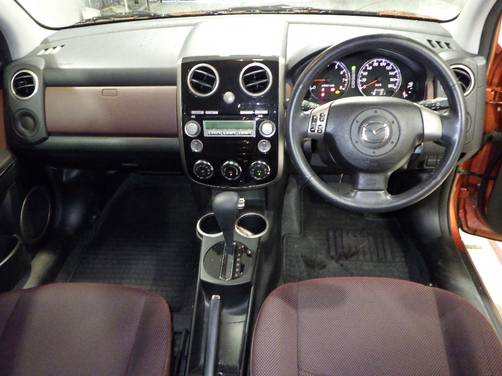 MAZDA VERISA
