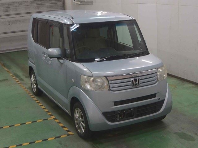 HONDA N-BOX