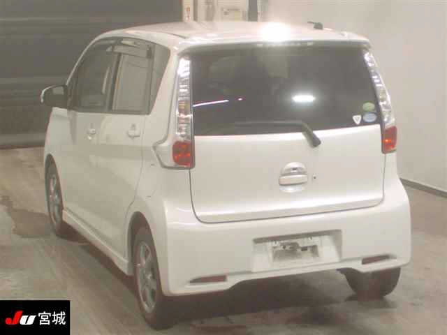 MITSUBISHI EK CUSTOM