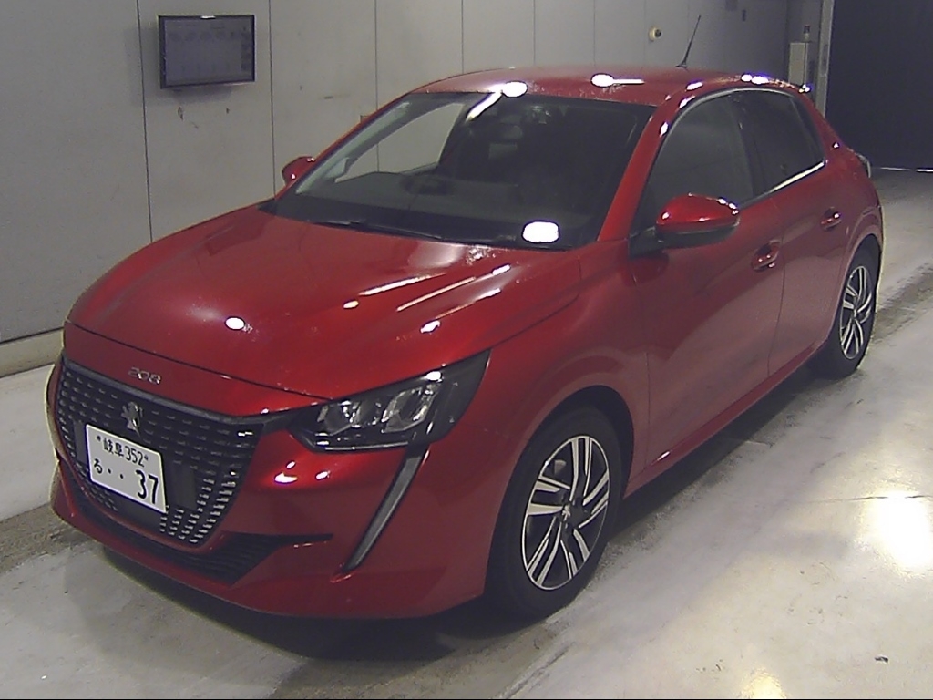 PEUGEOT 208
