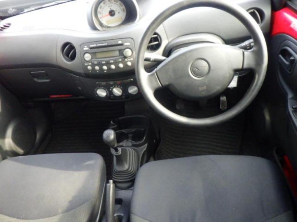 DAIHATSU ESSE