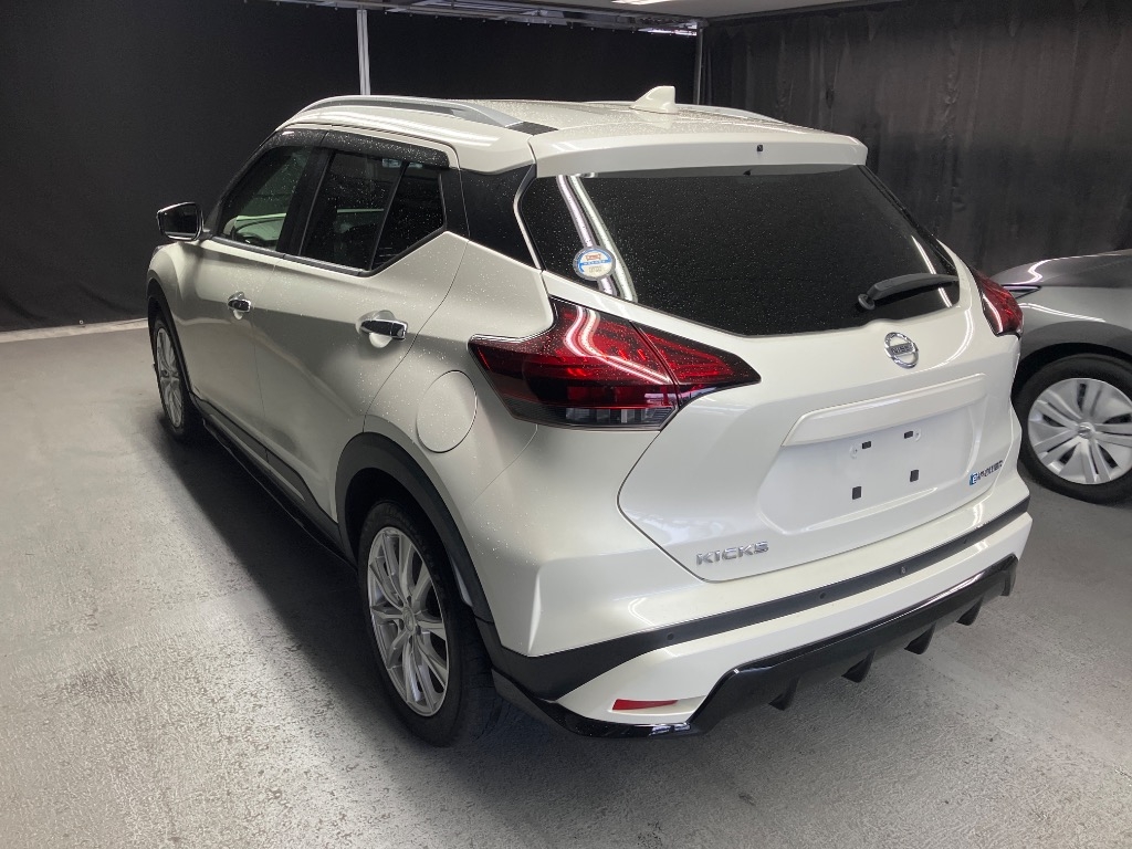 NISSAN KICKS