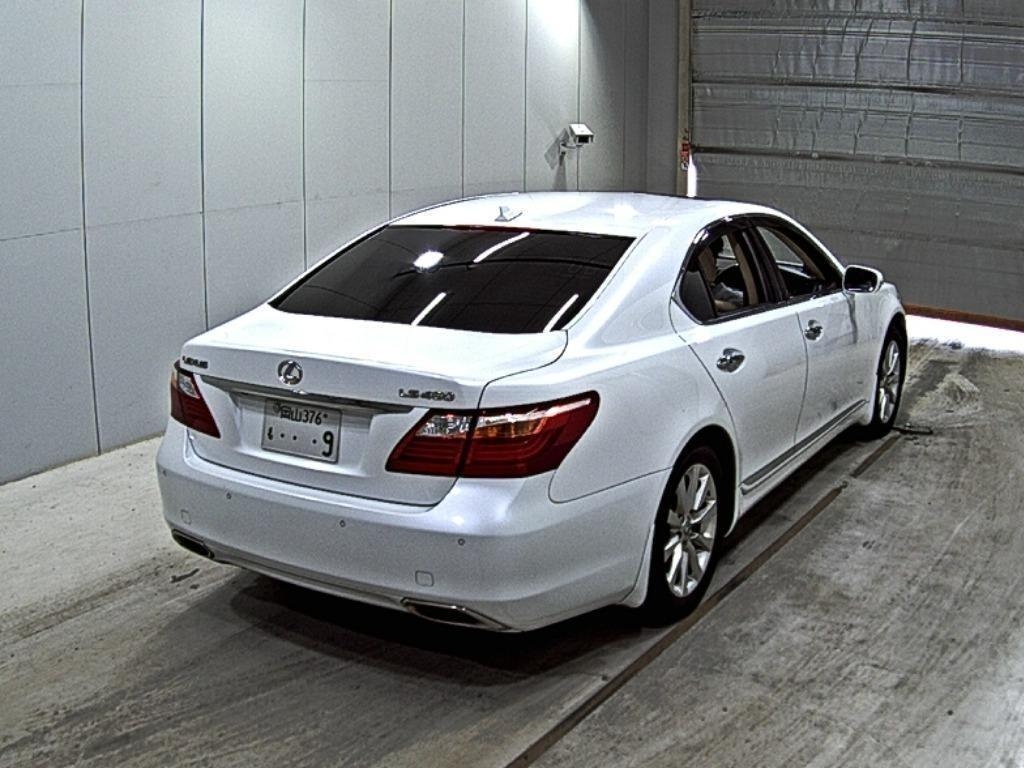 LEXUS LS460