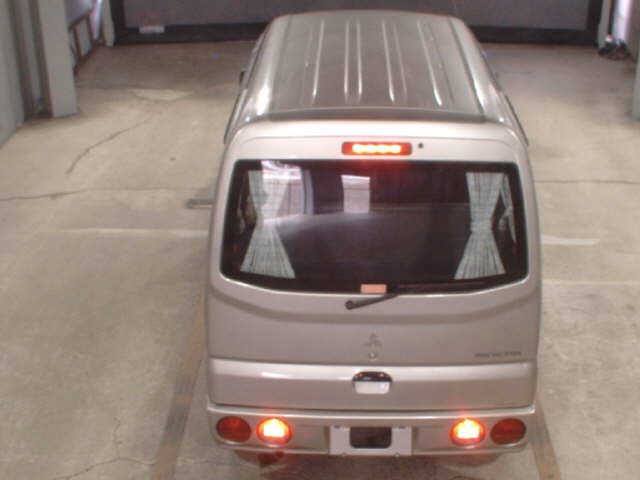 MITSUBISHI MINICAB