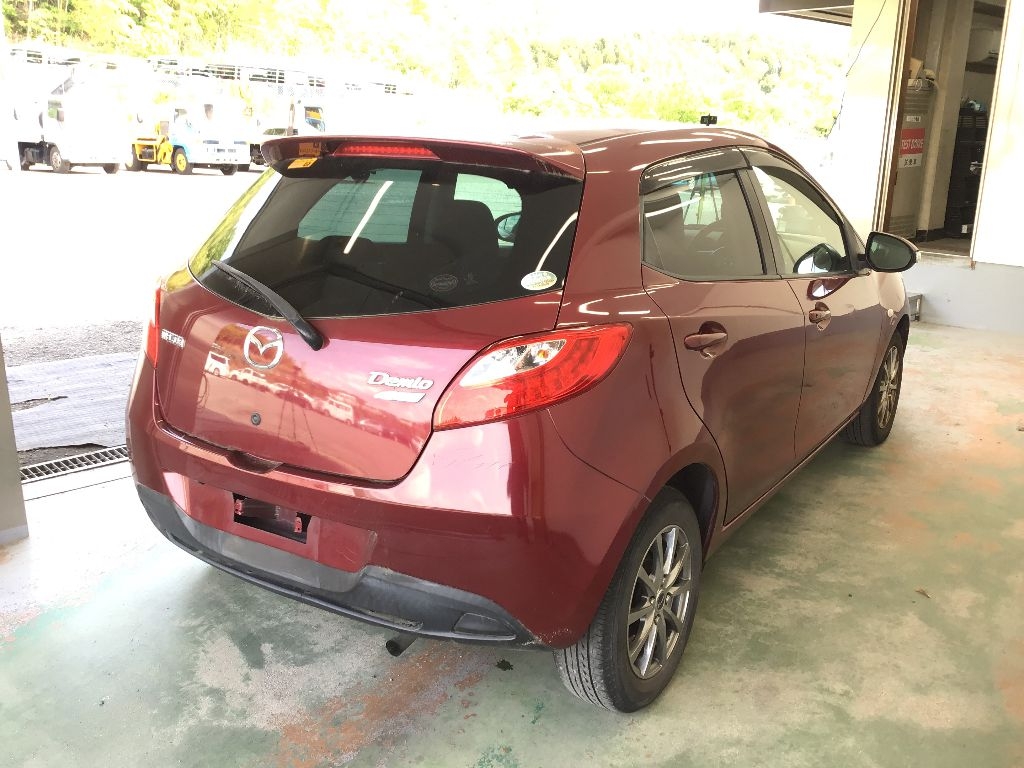 MAZDA DEMIO