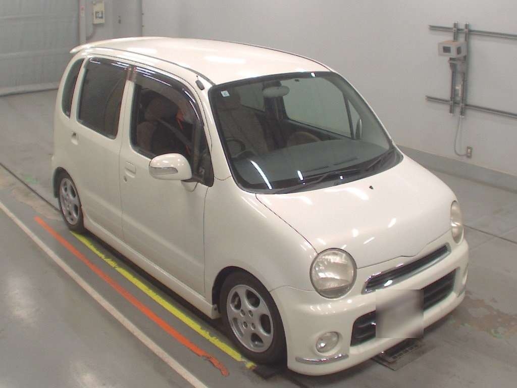 DAIHATSU MOVE LATTE