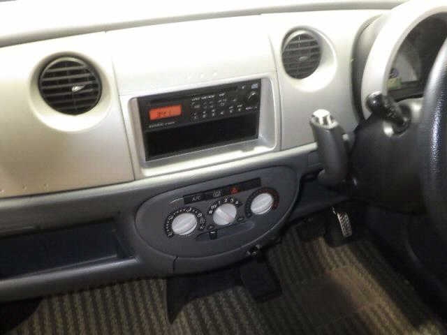 DAIHATSU MOVE LATTE