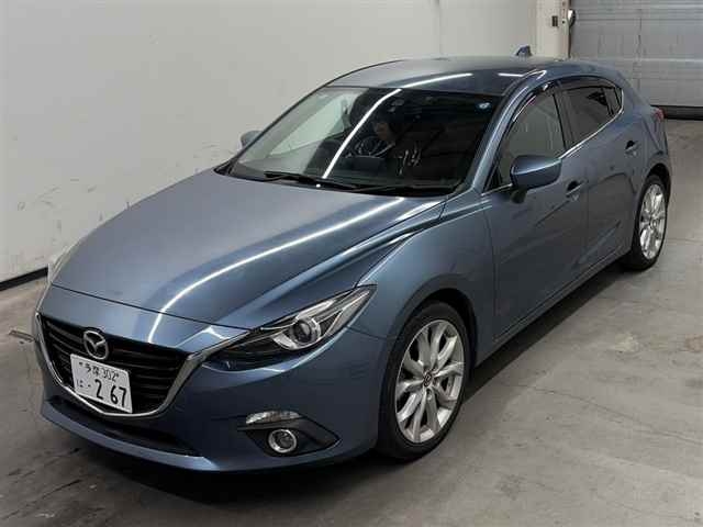 MAZDA AXELA