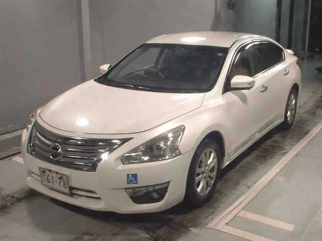 NISSAN TEANA