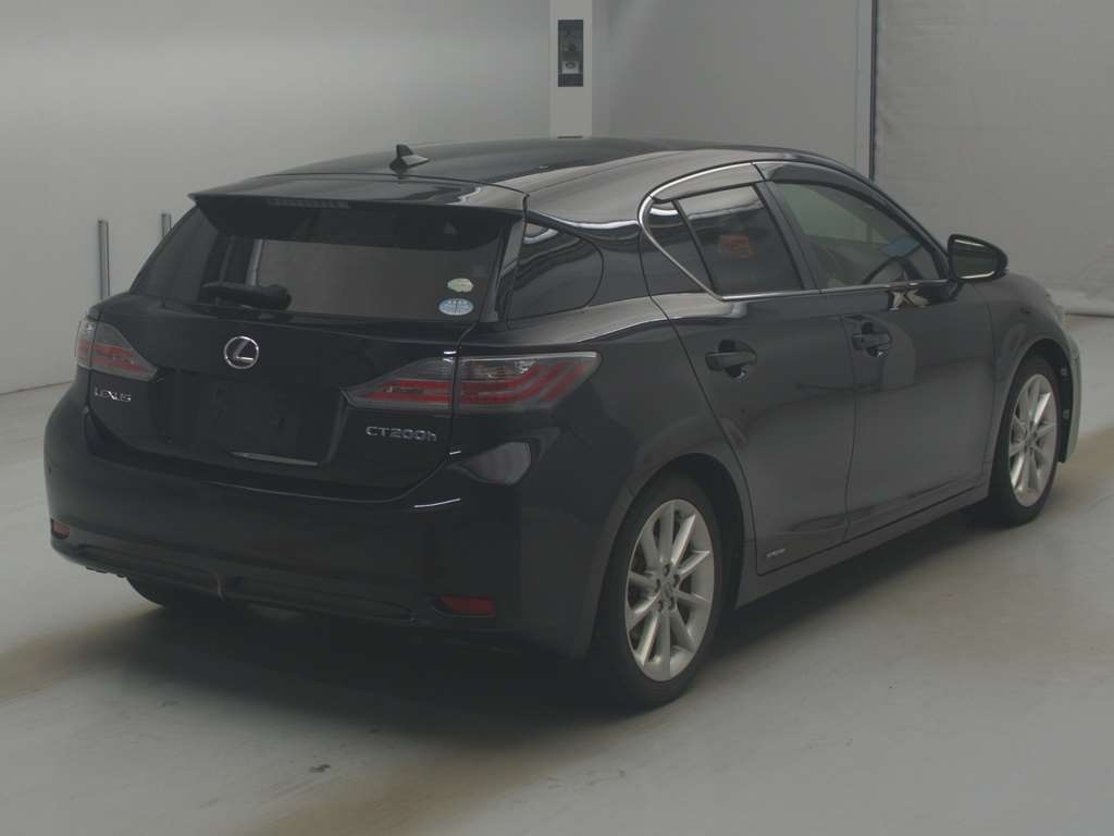 LEXUS CT200H