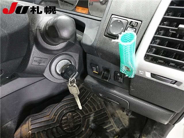 NISSAN WINGROAD