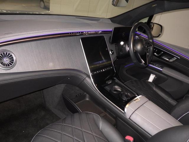 MERCEDES-BENZ EQS SUV