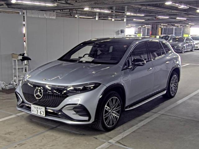 MERCEDES-BENZ EQS SUV