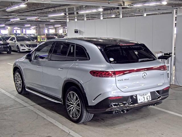 MERCEDES-BENZ EQS SUV