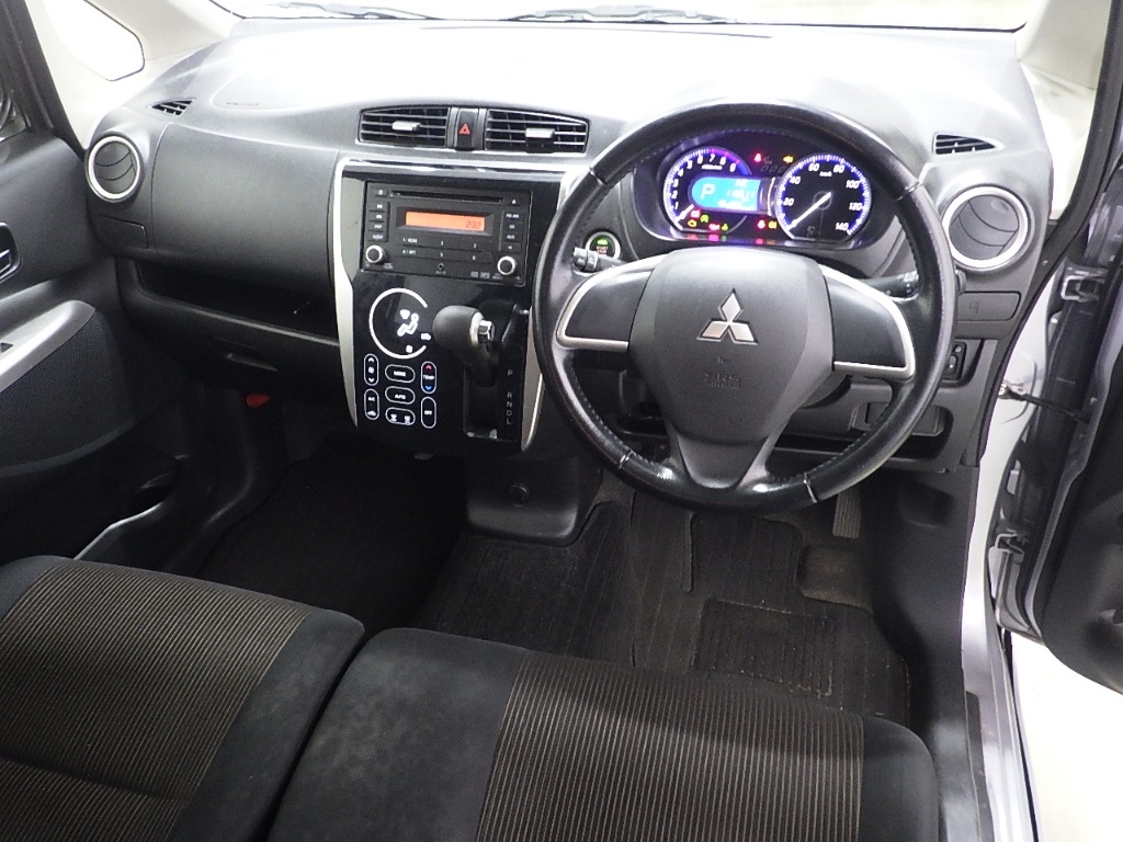 MITSUBISHI EK CUSTOM