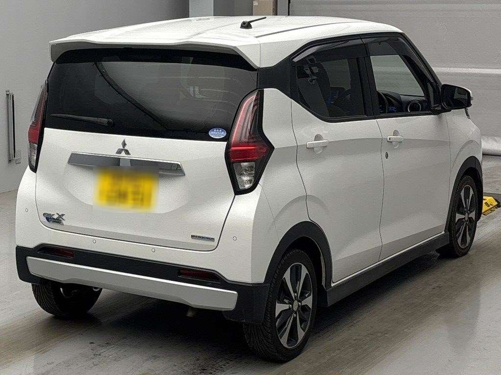 MITSUBISHI EK X