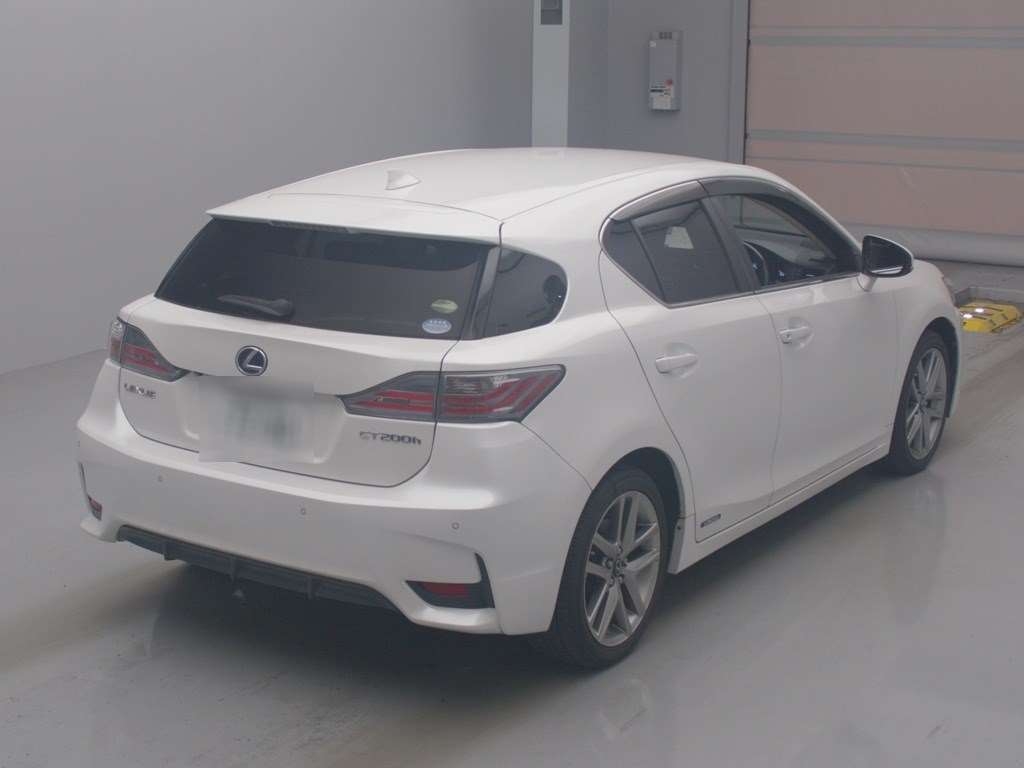 LEXUS CT200H