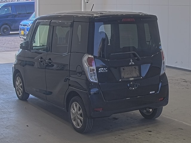 MITSUBISHI EK SPACE
