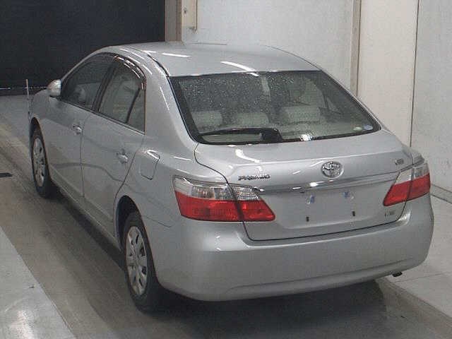 TOYOTA PREMIO