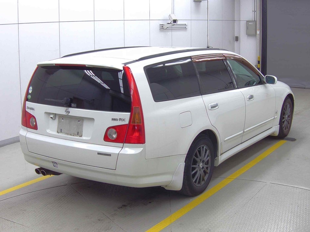 NISSAN STAGEA