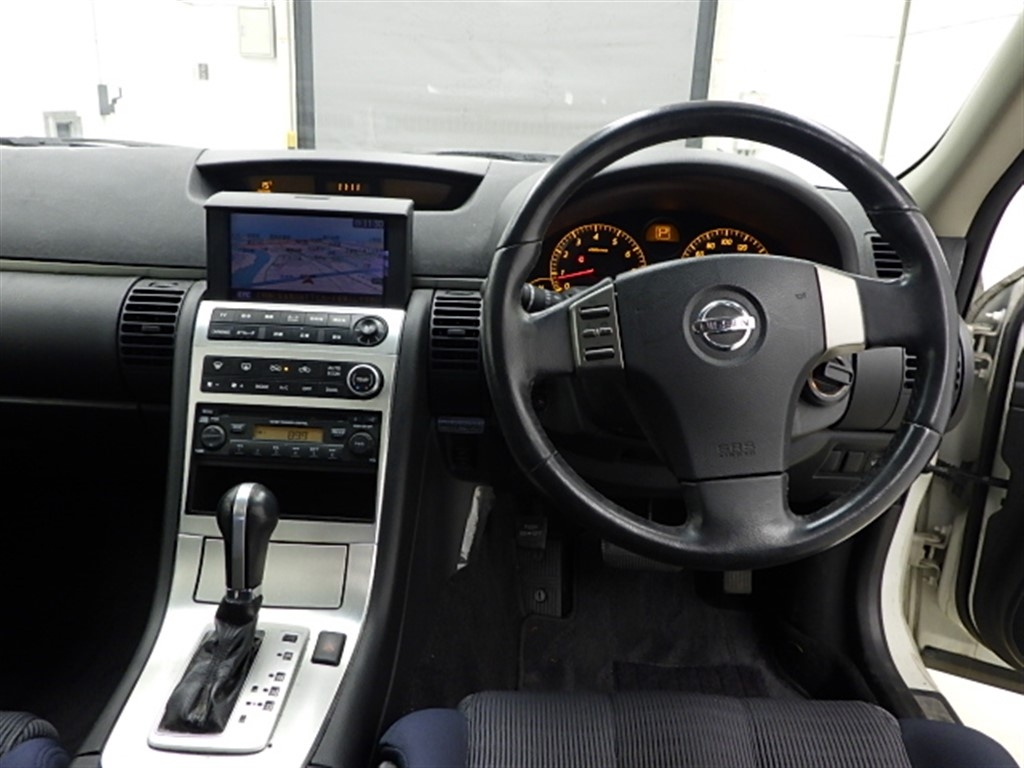 NISSAN STAGEA