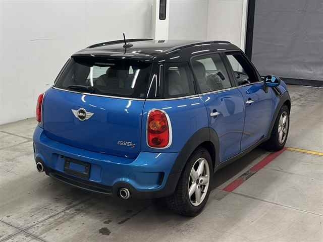 MINI CROSSOVER