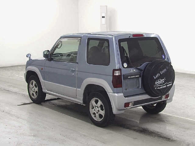 MITSUBISHI PAJERO MINI